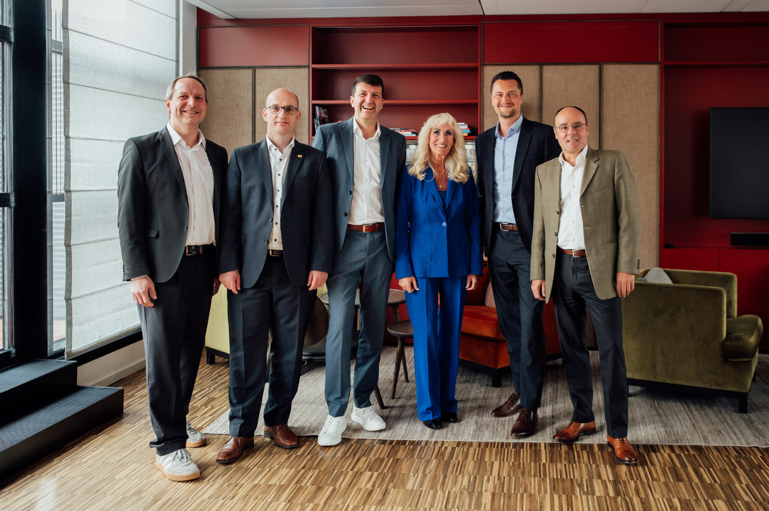 ESACA: mgm und Fsas Technologies starten Kooperation für souveräne KI-gestützte Software-Entwicklung
